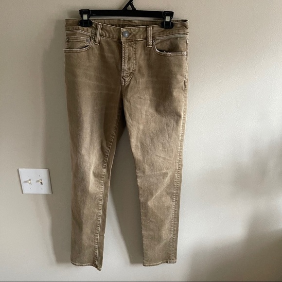 American Eagle khaki Jean Slim fit Size 29/32